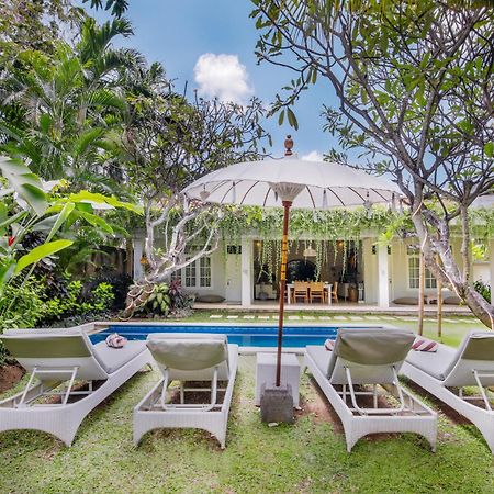 Villa Lodek Deluxe Семиньяк Экстерьер фото