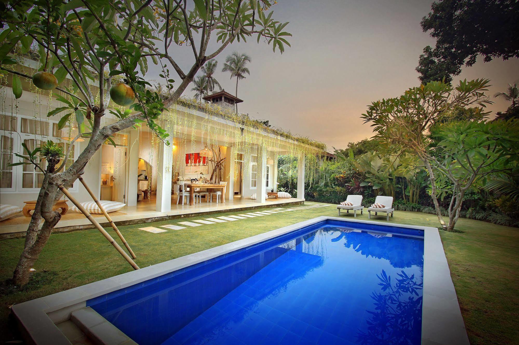 Villa Lodek Deluxe Семиньяк Экстерьер фото